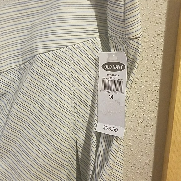 Old navy skirt - Picture 2 of 3